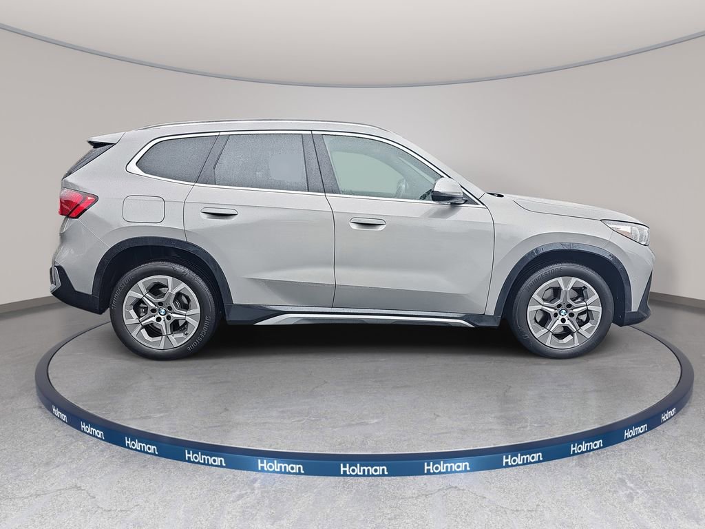 Used 2025 BMW X1 xDrive28i w/ Convenience Package image 5