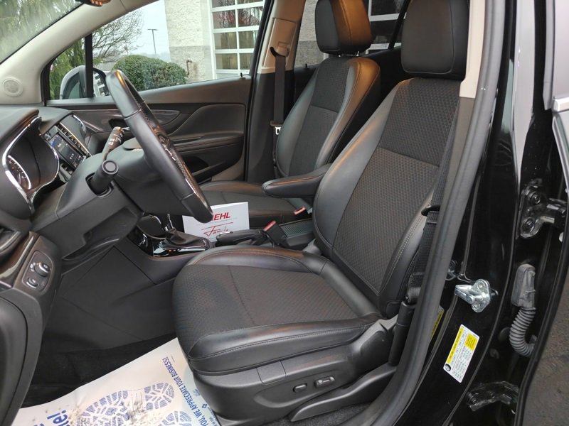 Certified 2022 Buick Encore Preferred w/ Safety Package image 11