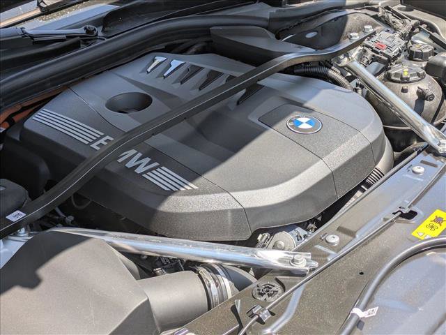 New 2026 BMW 750e xDrive AWD/4WD image 18