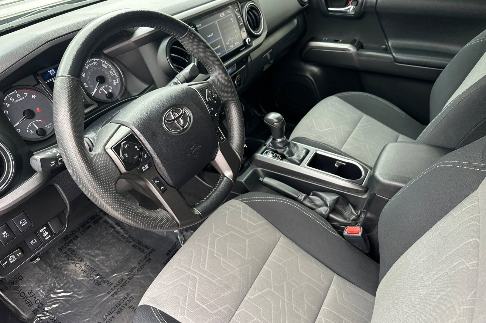 Used 2023 Toyota Tacoma TRD Sport w/ Advanced Technology Package image 10