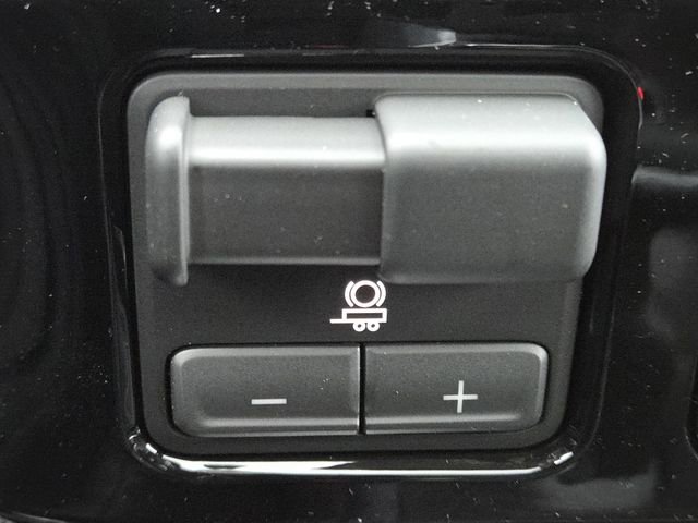 New 2026 GMC Sierra 1500 SLT w/ SLT Premium Plus Package image 8