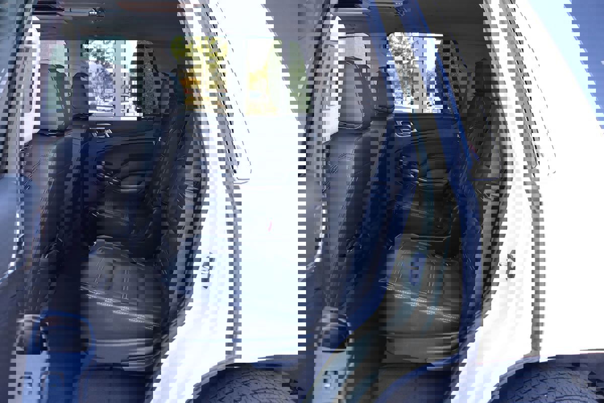 Used 2019 GMC Yukon Denali w/ Denali Ultimate Package image 35