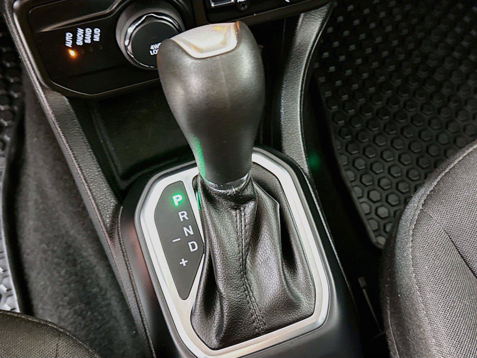 Used 2020 Jeep Renegade Sport AWD/4WD image 15