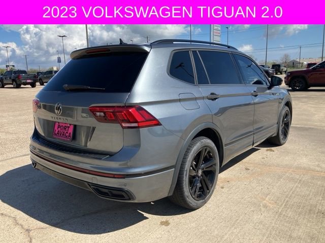 Used 2023 Volkswagen Tiguan SE R-Line image 5