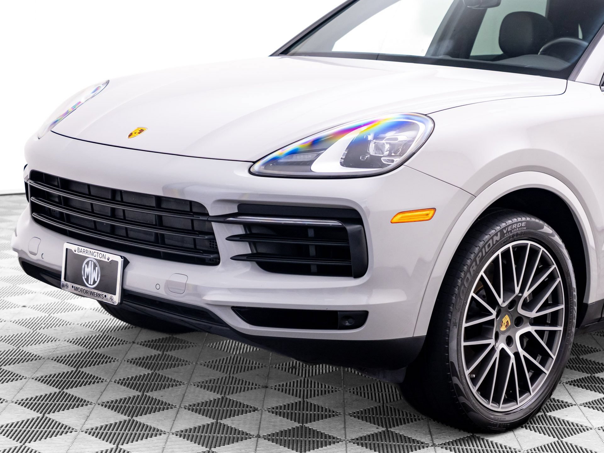 Certified 2023 Porsche Cayenne AWD/4WD image 34