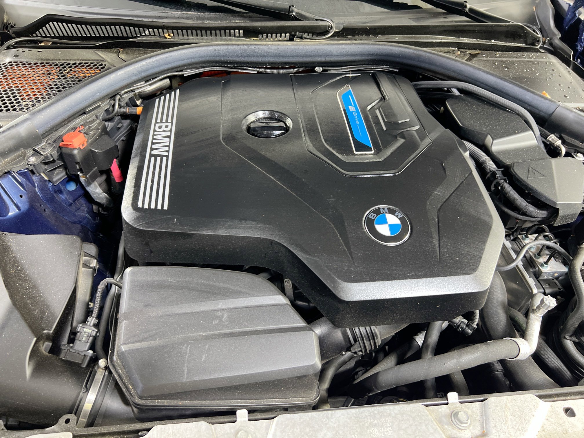 Used 2022 BMW 330e xDrive w/ Driving Assistance Package image 31