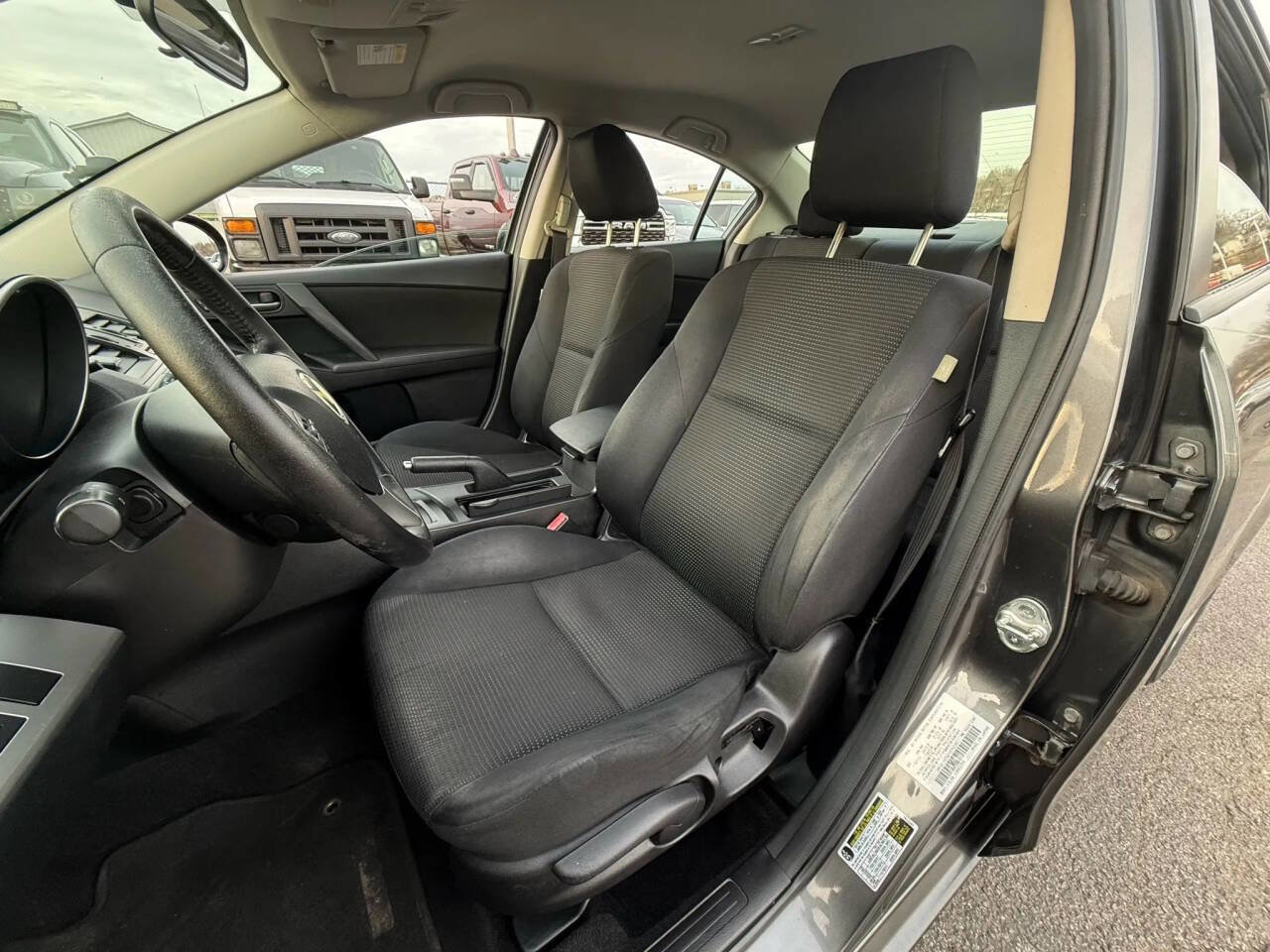 Used 2012 MAZDA MAZDA3 i Touring image 15