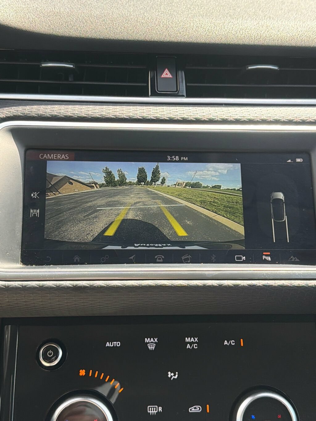Used 2020 Land Rover Range Rover Evoque S AWD/4WD image 18