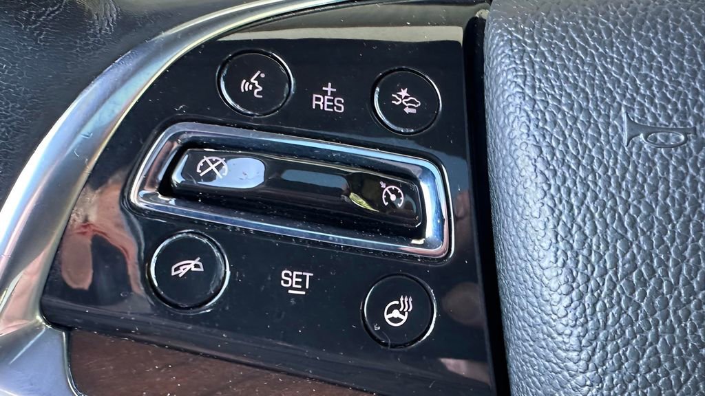 Used 2020 Cadillac Escalade Luxury image 27