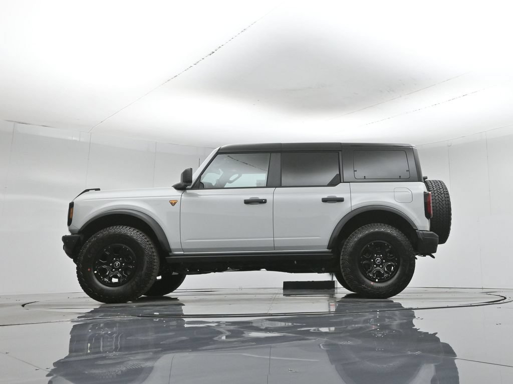 New 2026 Ford Bronco Badlands AWD/4WD image 8