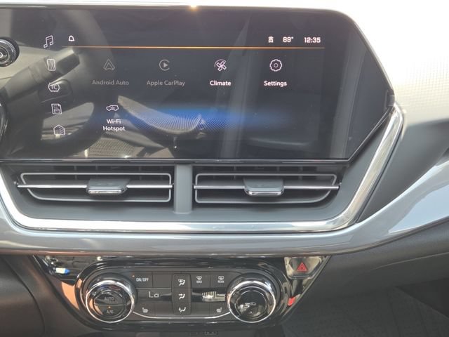 New 2026 Chevrolet Trax ACTIV w/ Sunroof Package FWD image 27