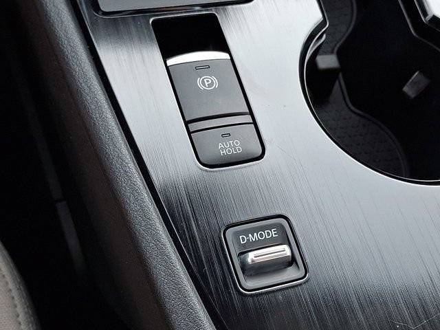 Used 2024 Nissan Rogue SV FWD image 28