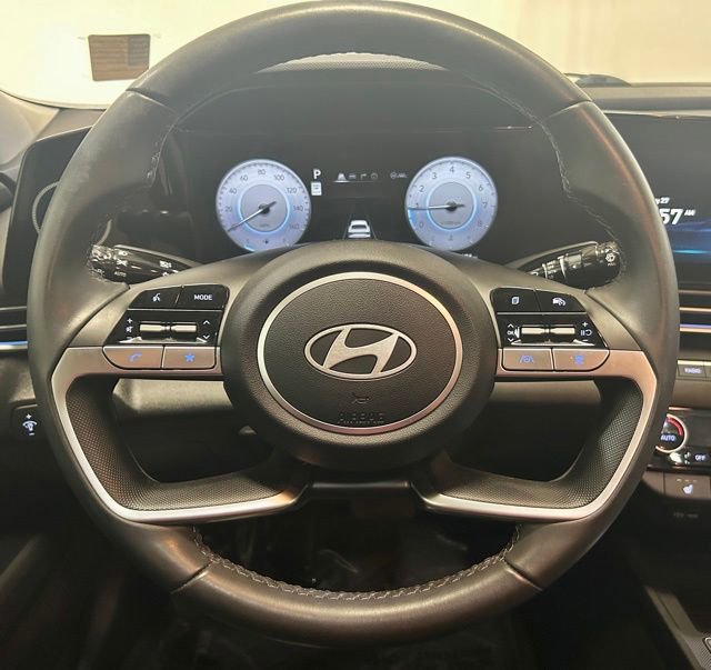 Used 2024 Hyundai Elantra Limited FWD image 28