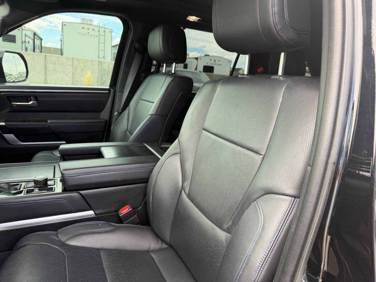 Used 2024 Toyota Sequoia Platinum AWD/4WD image 22