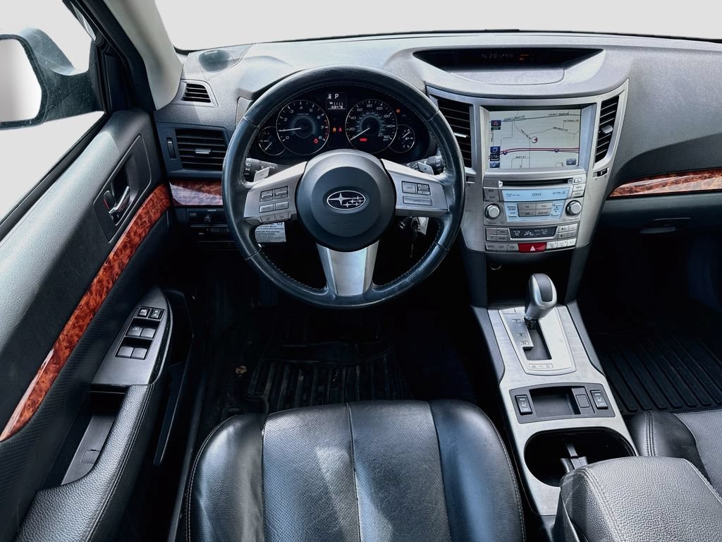 Used 2010 Subaru Outback 3.6R Limited w/ Popular Equipment Group 2A AWD/4WD image 26