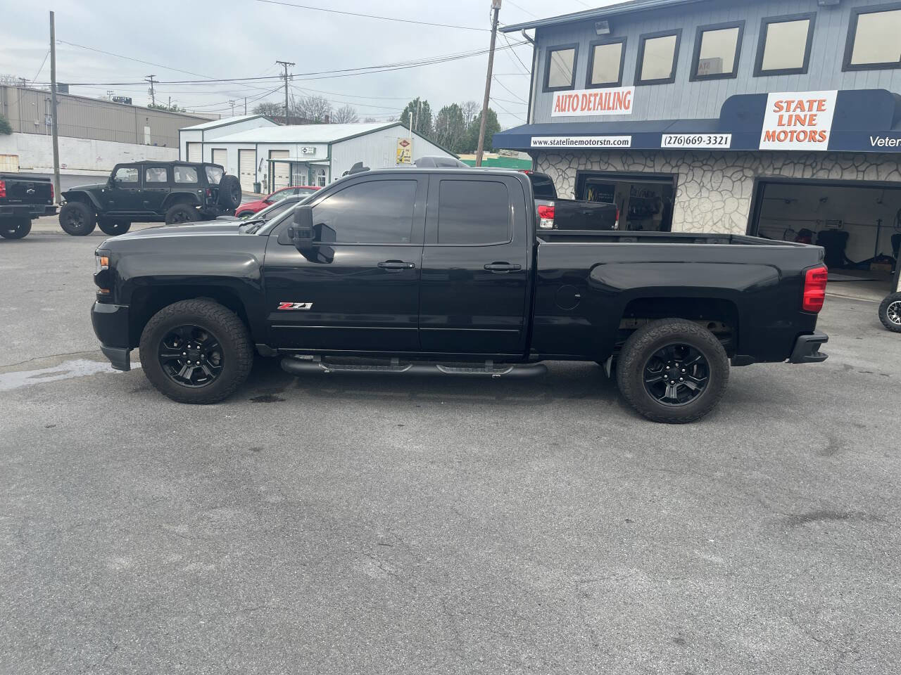 Used 2016 Chevrolet Silverado 1500 LT w/ Midnight Edition image 1