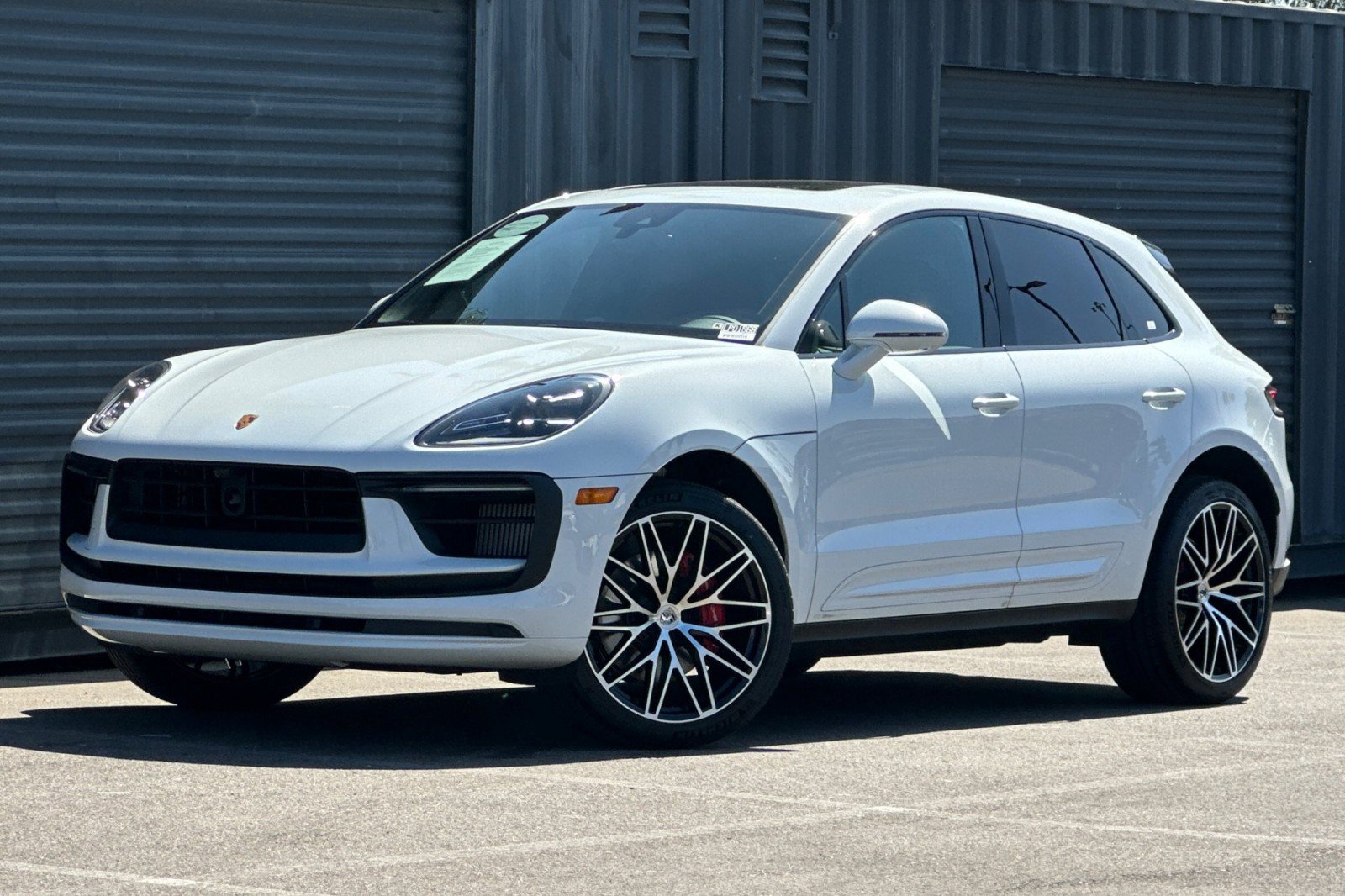 Used 2026 Porsche Macan S AWD/4WD video 1