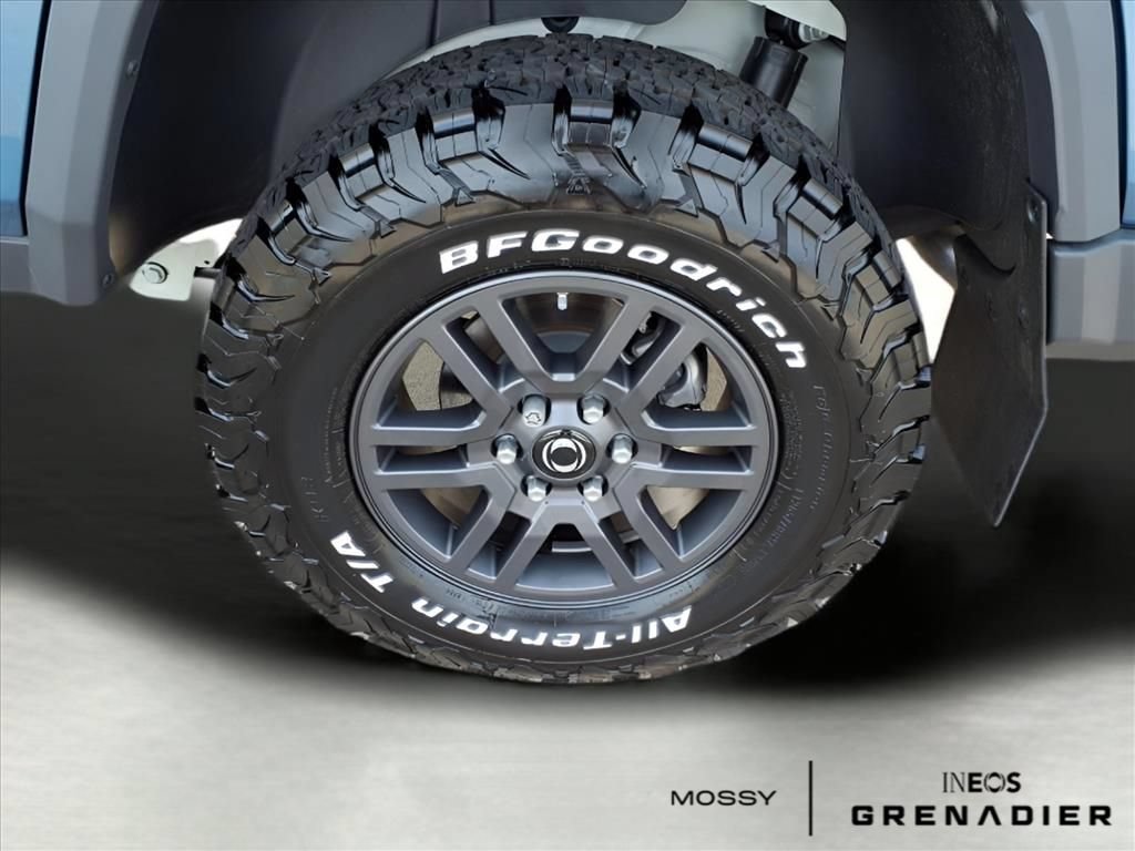 Used 2025 INEOS Grenadier AWD/4WD image 8