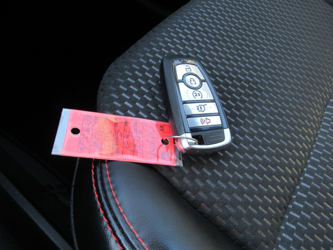 Used 2024 Ford Escape ST-Line image 14