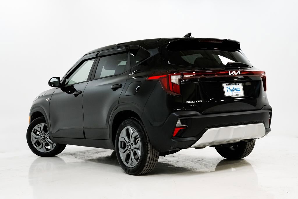 Certified 2025 Kia Seltos LX image 30