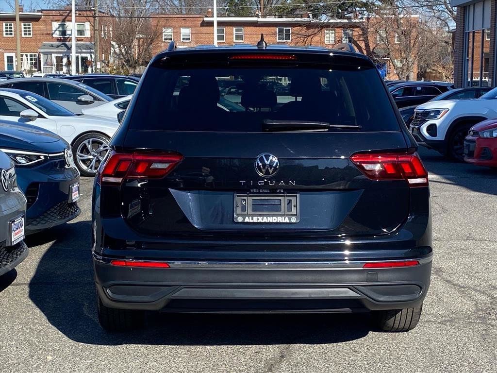 Certified 2024 Volkswagen Tiguan S image 4