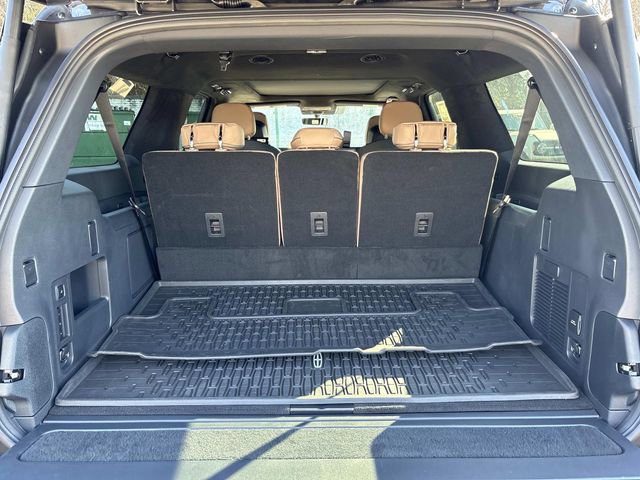 New 2026 Lincoln Navigator L Black Label AWD/4WD image 12