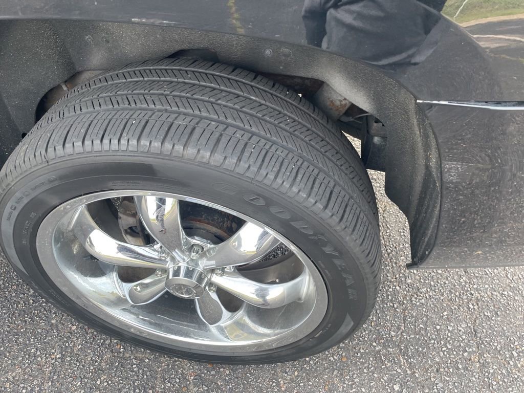 Used 2016 Cadillac Escalade Luxury image 11