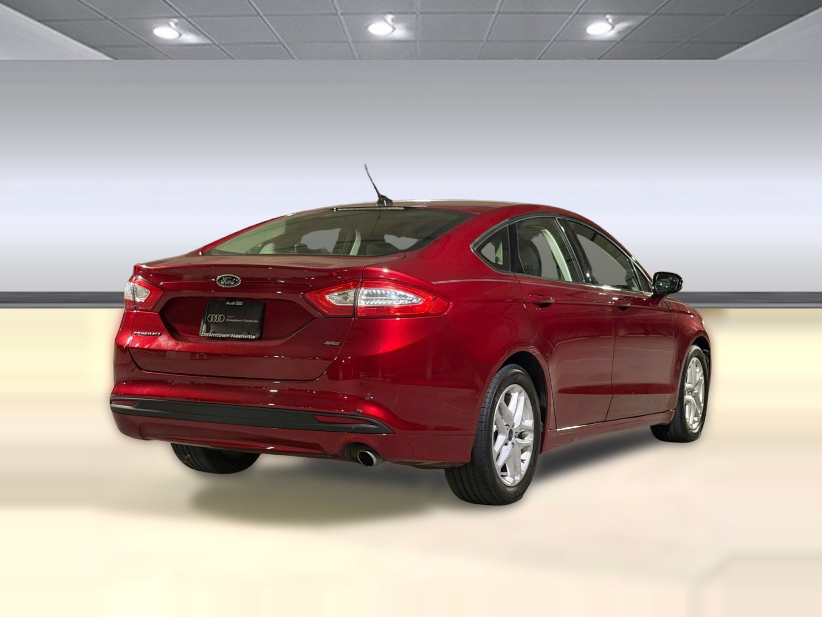 Used 2015 Ford Fusion SE FWD image 9