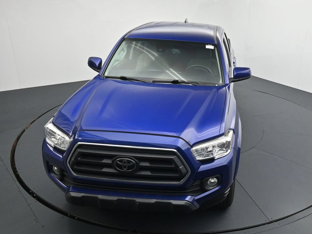 Used 2022 Toyota Tacoma SR5 AWD/4WD image 11