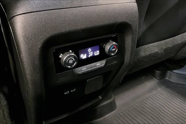 Used 2024 Chevrolet Traverse Z71 AWD/4WD image 33