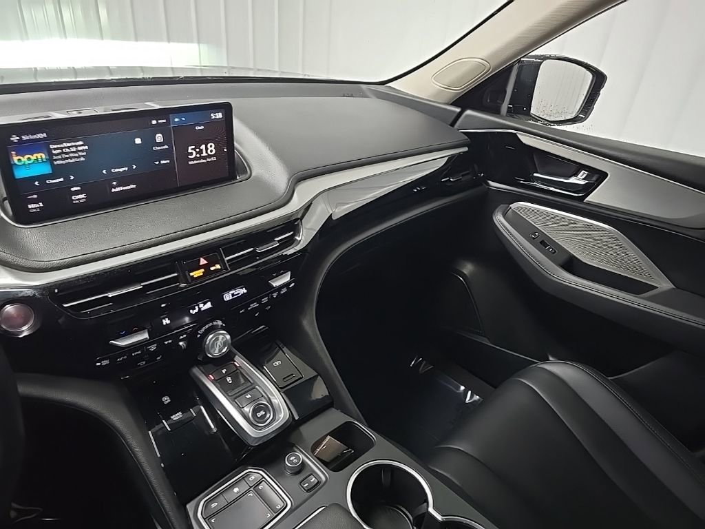 Used 2023 Acura MDX SH-AWD image 26