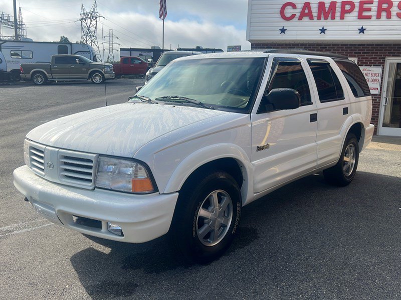 Used 2001 Oldsmobile Bravada AWD w/ 1SB Option Pkg image 1
