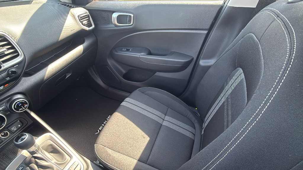 New 2026 Hyundai Venue SEL FWD image 13