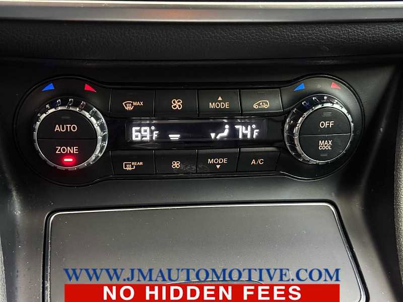 Used 2019 Mercedes-Benz GLA 250 4MATIC image 34