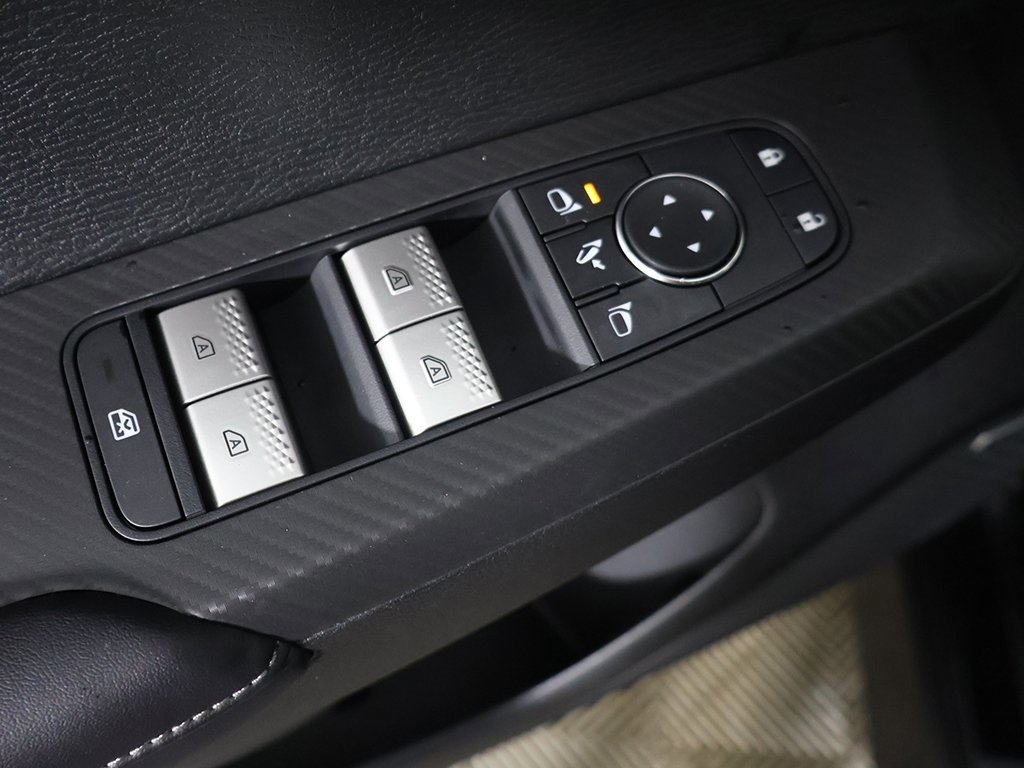 New 2026 Mitsubishi Outlander SE image 37