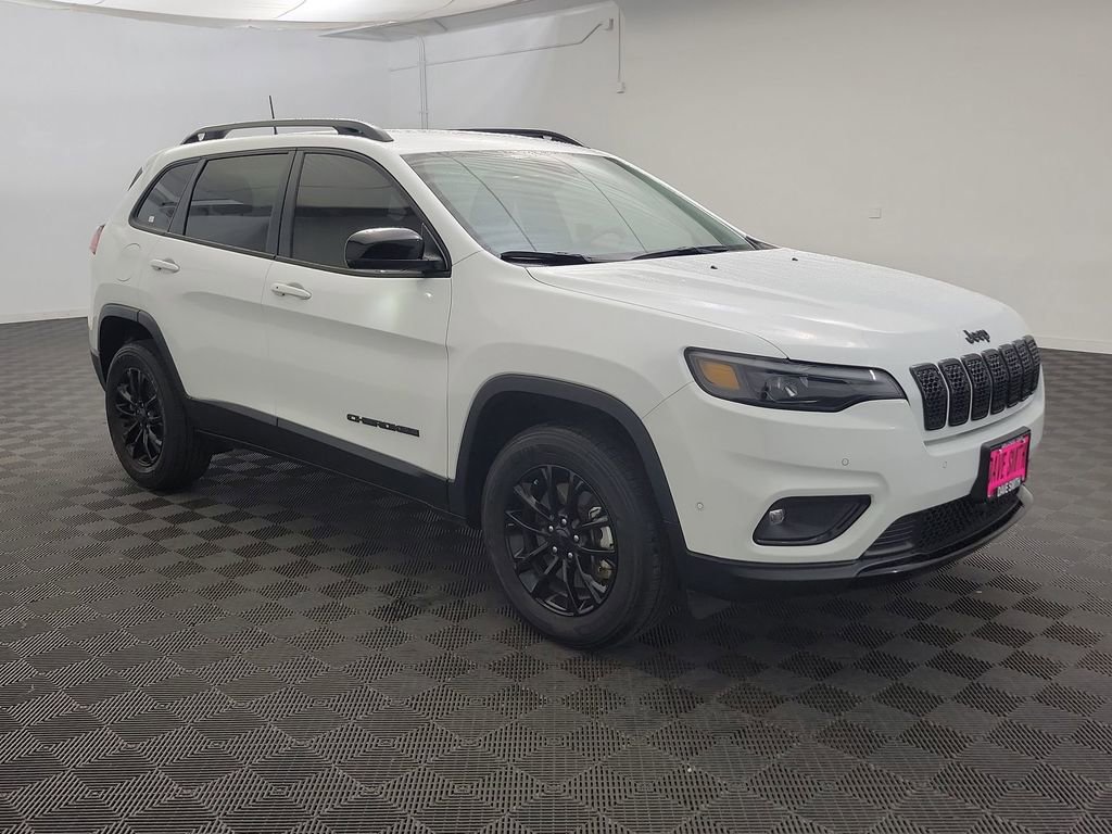 Used 2023 Jeep Cherokee Altitude Lux image 7