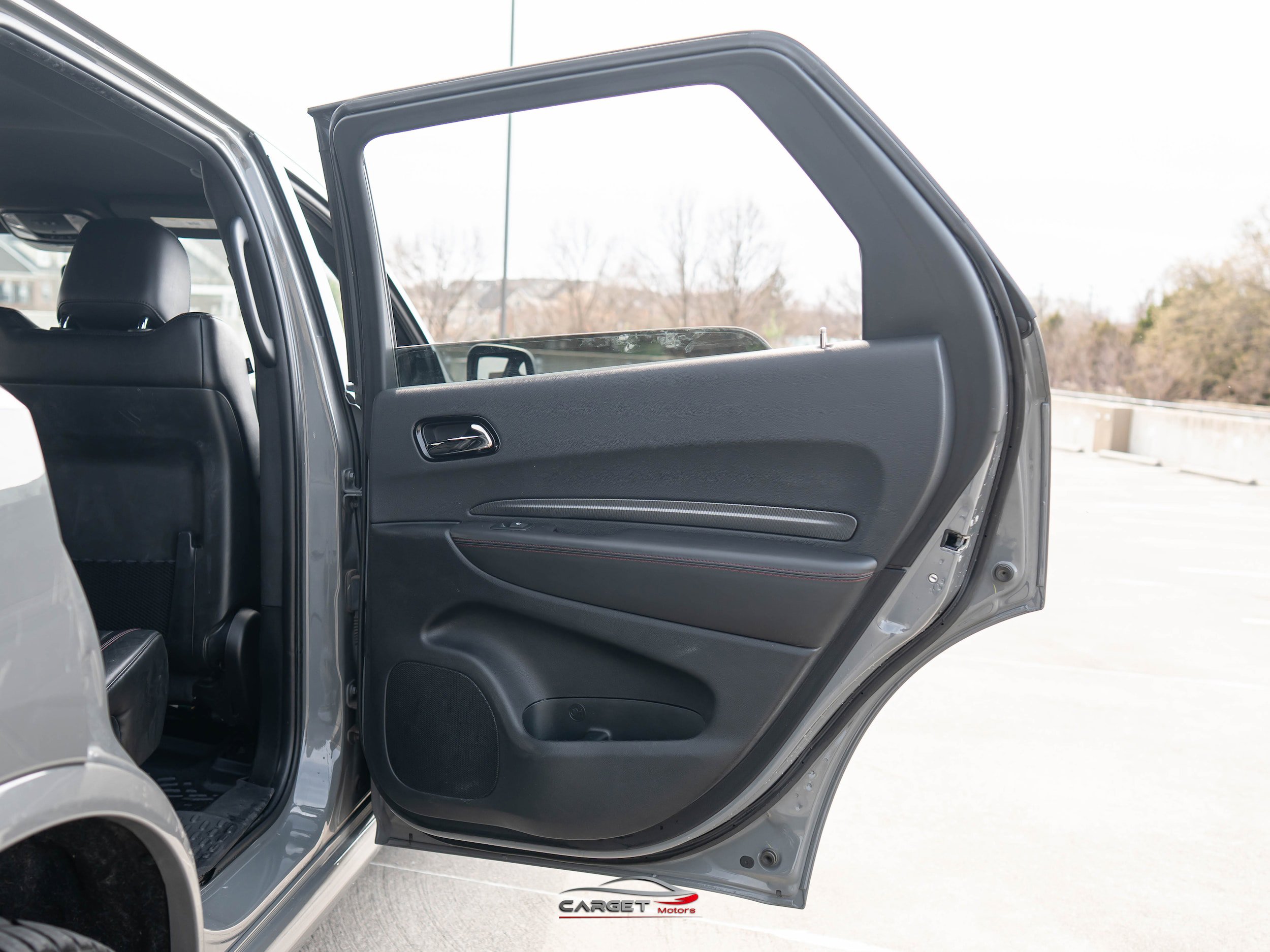 Used 2022 Dodge Durango R/T w/ Tow 'N Go Package AWD/4WD image 47