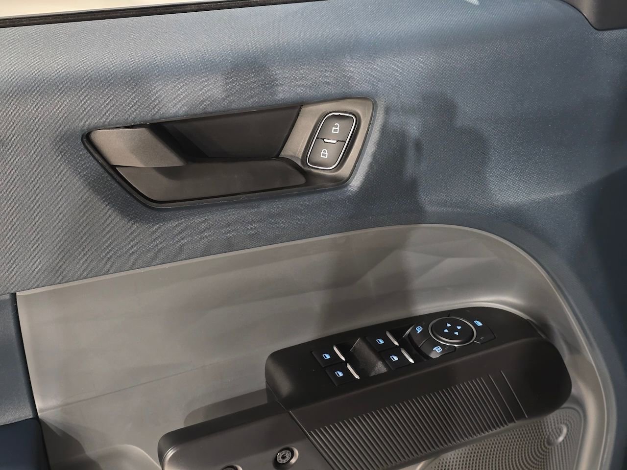 New 2026 Ford Maverick XLT w/ Equipment Group 301A image 17