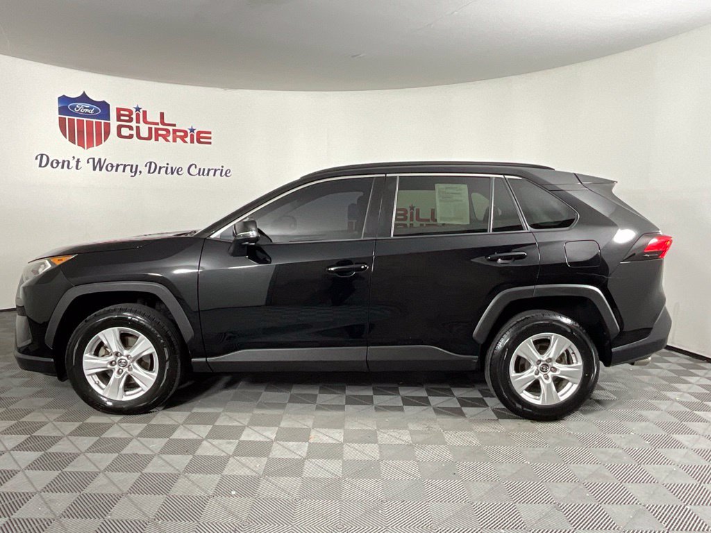 Used 2020 Toyota RAV4 XLE FWD image 6
