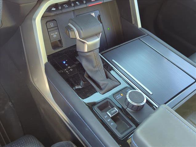 Used 2024 Toyota Tundra Platinum image 17