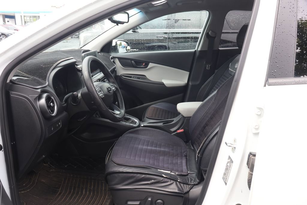 Used 2023 Hyundai Kona SEL AWD/4WD image 8