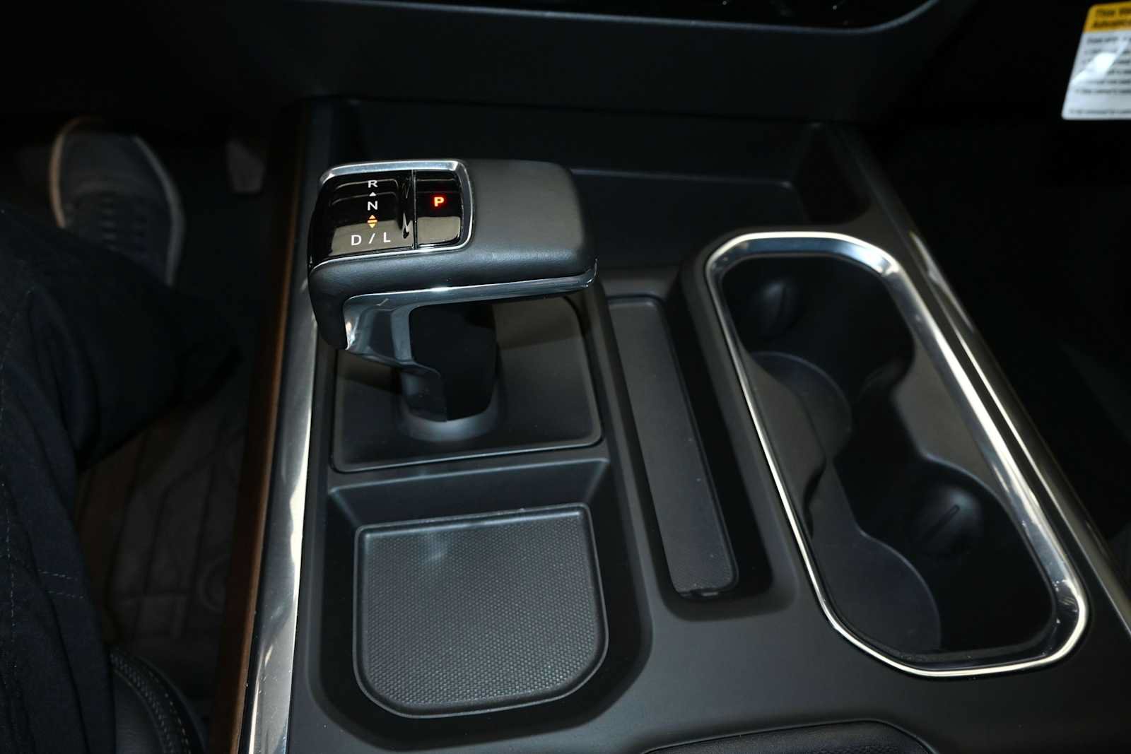 Used 2024 Chevrolet Silverado 1500 High Country w/ High Country Premium Package AWD/4WD image 19