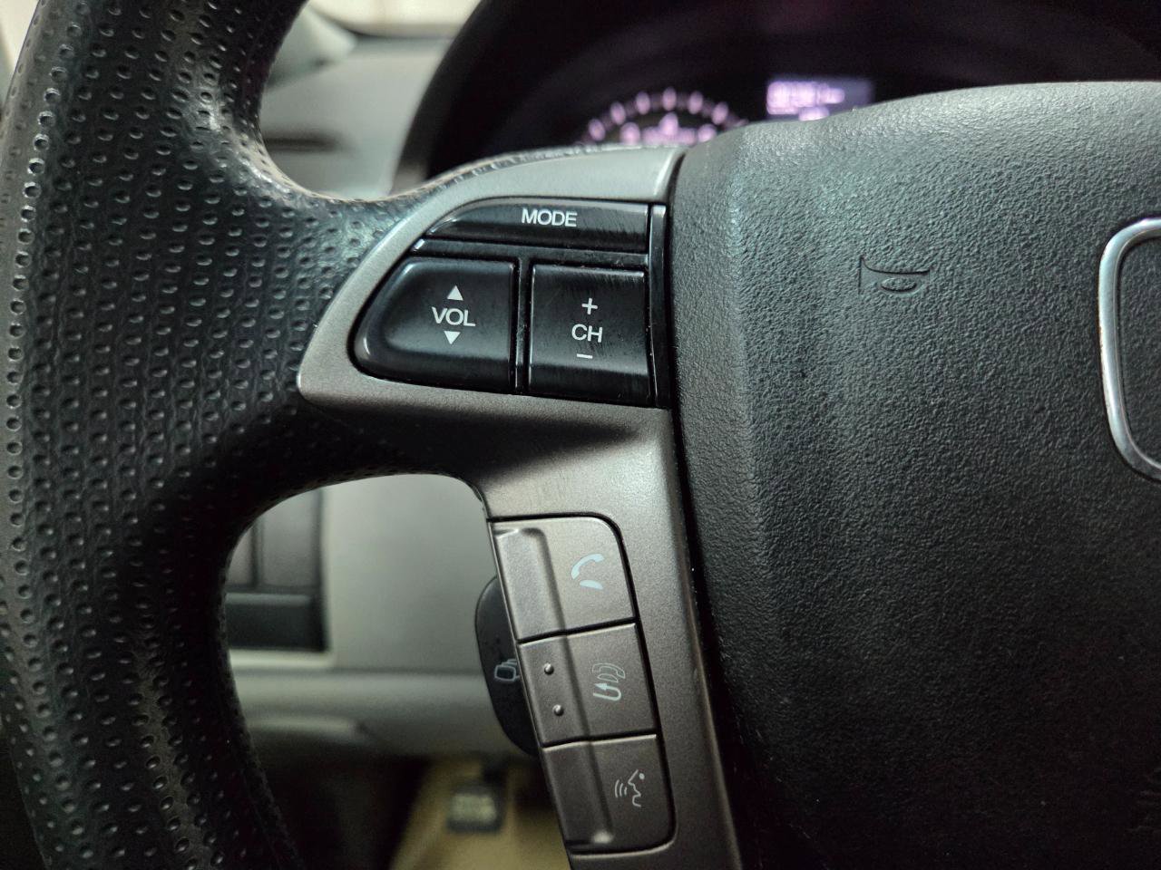 Used 2016 Honda Odyssey LX image 30