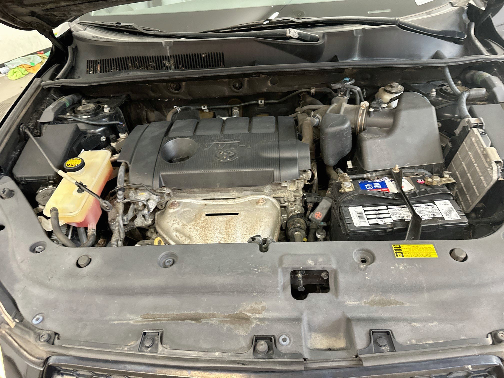 Used 2012 Toyota RAV4 4WD w/ Value Pkg image 32