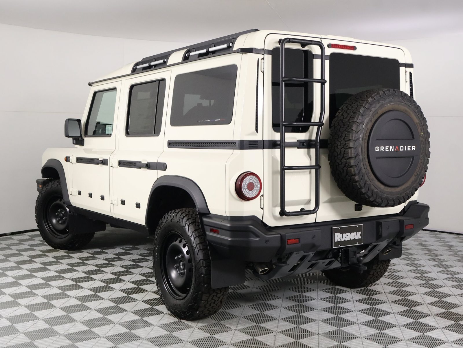 New 2026 INEOS Grenadier Station Wagon AWD/4WD image 3