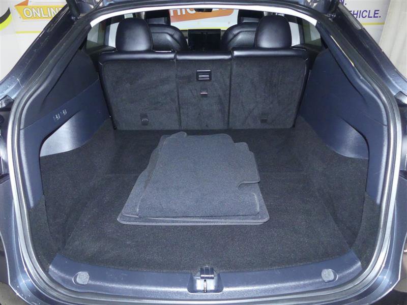 Used 2020 Tesla Model Y Long Range image 26