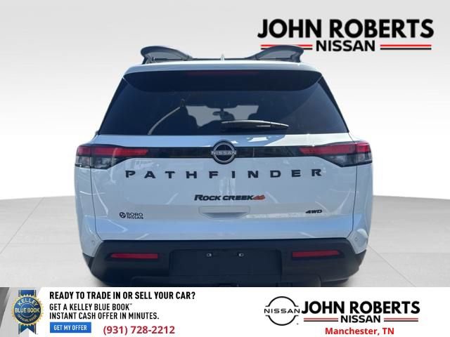 Used 2025 Nissan Pathfinder Rock Creek image 6
