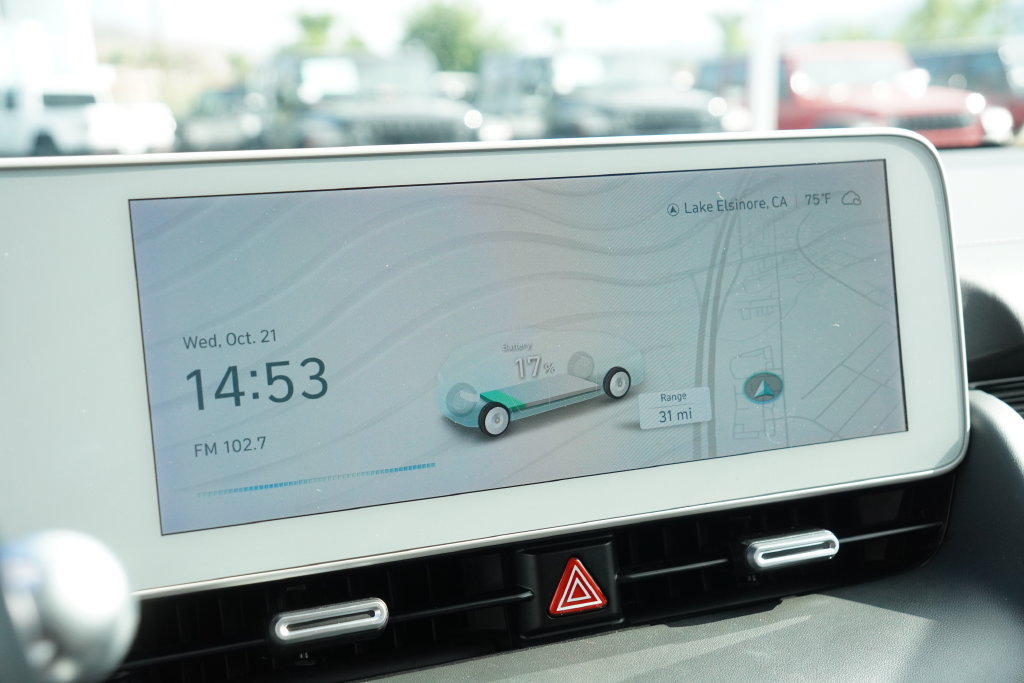 Used 2024 Hyundai Ioniq 5 SE RWD image 21