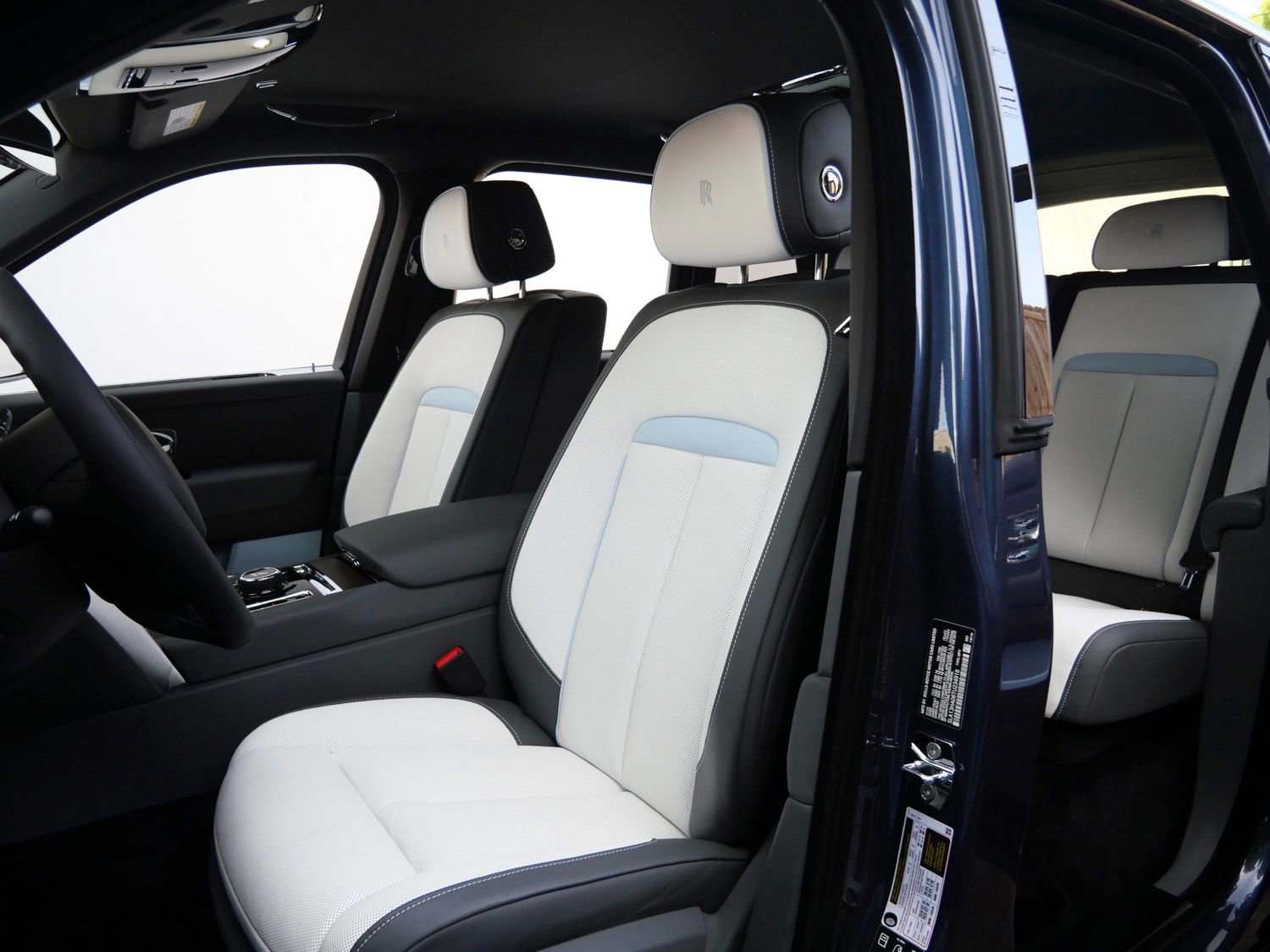 New 2026 Rolls-Royce Cullinan image 26