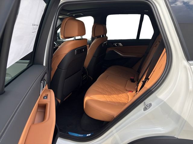 Used 2026 BMW X5 xDrive40i w/ Climate Comfort Package image 24